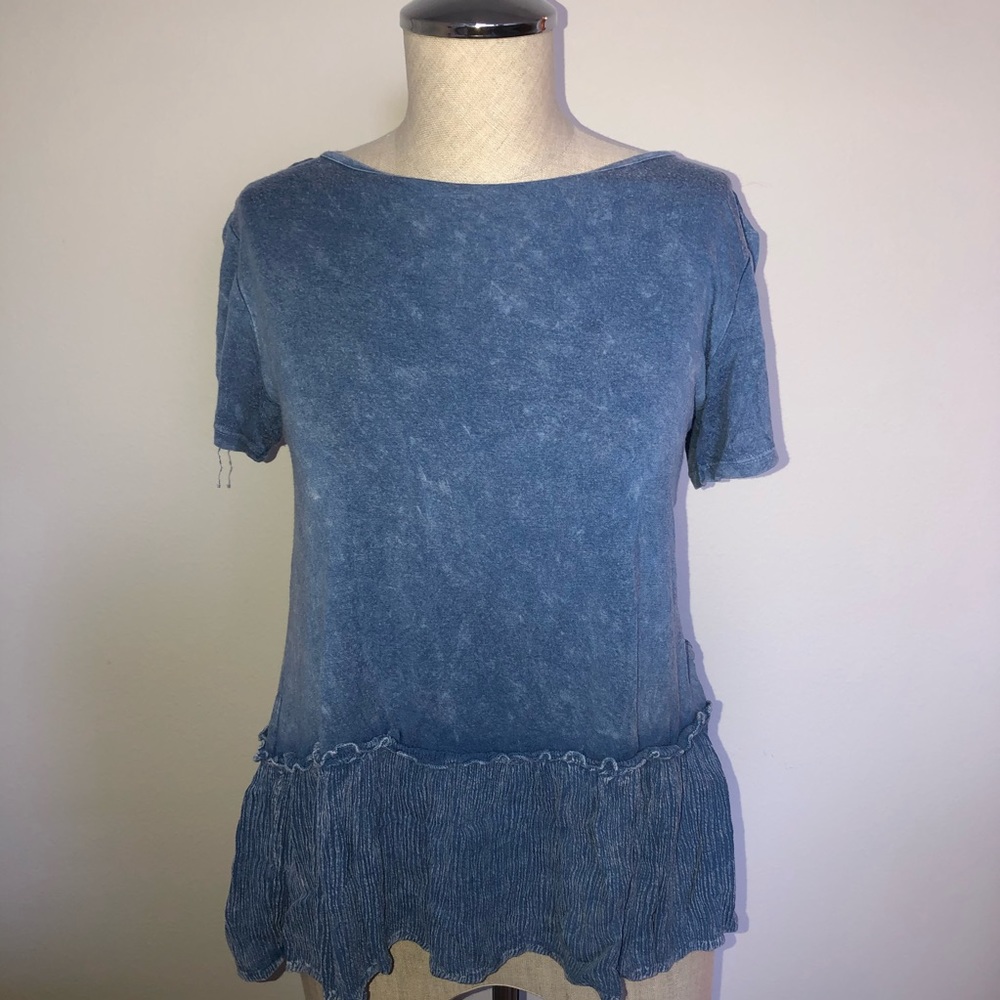 Alya (Francesca’s) Flowy Tunic Top